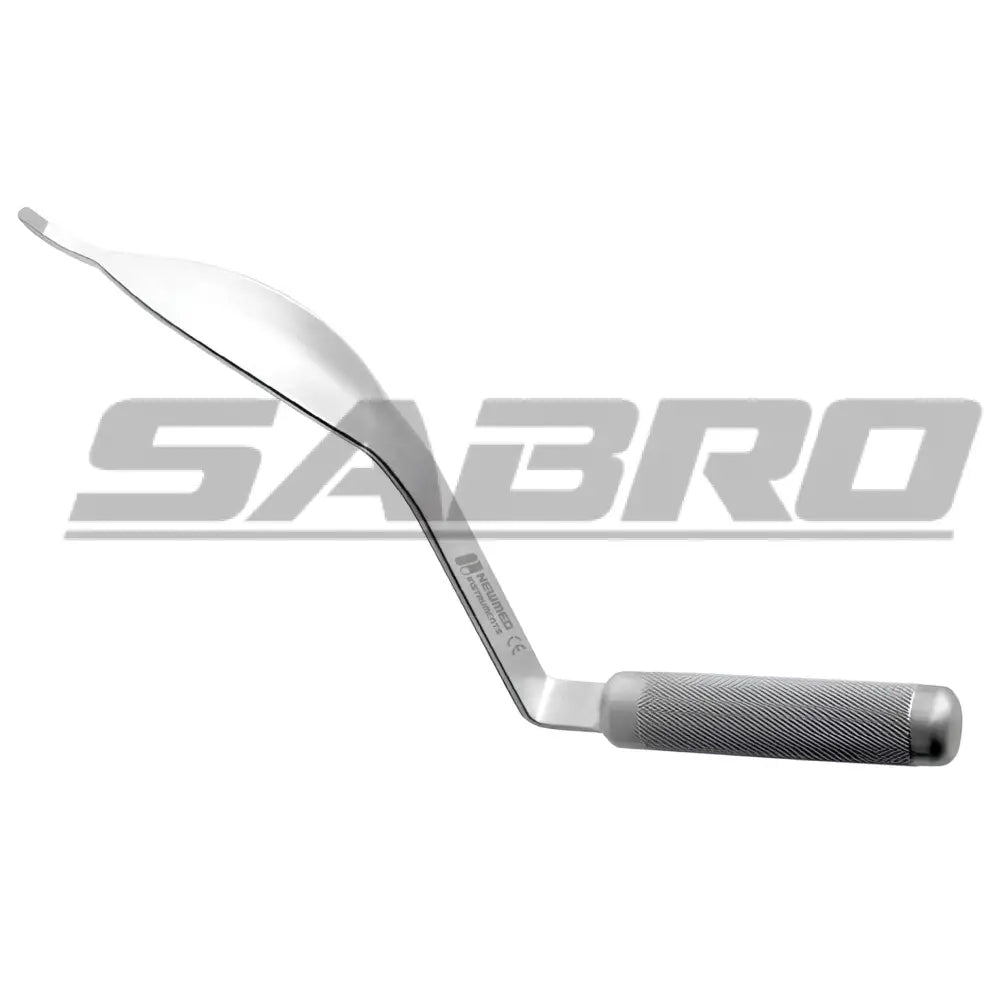 Cobra Retractor